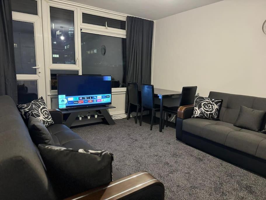 Flat In Vauxhall * Londen